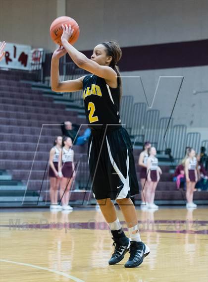 Thumbnail 3 in Garland vs Rowlett photogallery.
