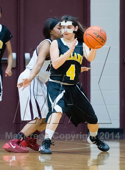 Thumbnail 2 in Garland vs Rowlett photogallery.