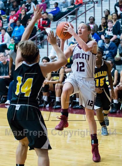 Thumbnail 3 in Garland vs Rowlett photogallery.