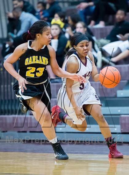 Thumbnail 3 in Garland vs Rowlett photogallery.