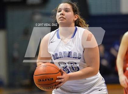 Thumbnail 3 in Vista Ridge vs. MacArthur photogallery.