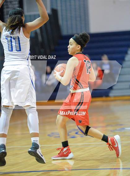 Thumbnail 1 in Vista Ridge vs. MacArthur photogallery.