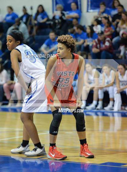 Thumbnail 2 in Vista Ridge vs. MacArthur photogallery.