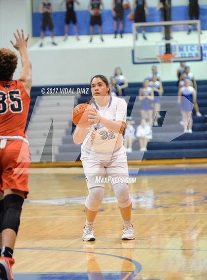 Thumbnail 2 in Vista Ridge vs. MacArthur photogallery.