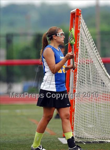 Thumbnail 3 in Radnor vs. Downingtown East (PIAA Quarterfinal) photogallery.