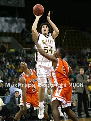 Thumbnail 2 in Gateway vs Mullen (Great 8 - 5A State Playoffs) photogallery.
