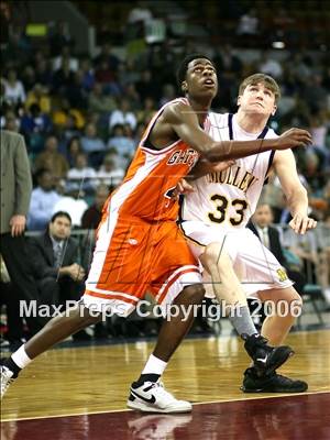 Thumbnail 2 in Gateway vs Mullen (Great 8 - 5A State Playoffs) photogallery.