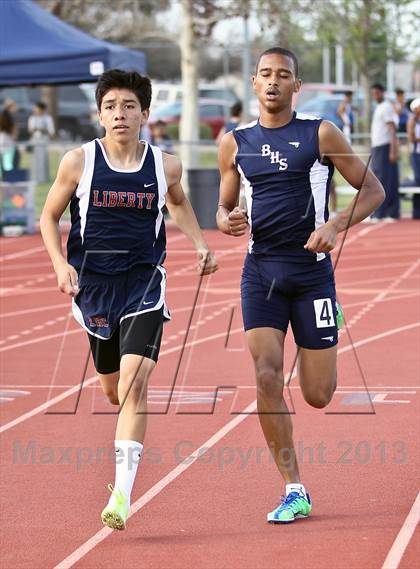 Thumbnail 1 in South West Yosemite League Meet #1 (1600m) photogallery.