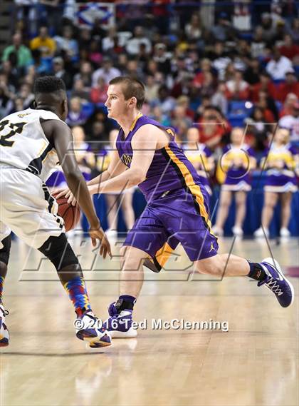 Thumbnail 2 in Emerson vs. Bay (AAA 1A Final) photogallery.
