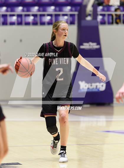Thumbnail 3 in Pine View vs. Ridgeline (UHSAA 4A Quarterfinal) photogallery.