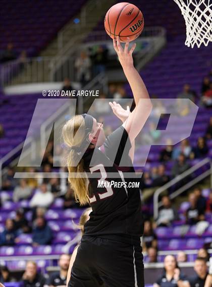 Thumbnail 2 in Pine View vs. Ridgeline (UHSAA 4A Quarterfinal) photogallery.