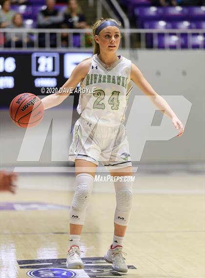 Thumbnail 3 in Pine View vs. Ridgeline (UHSAA 4A Quarterfinal) photogallery.