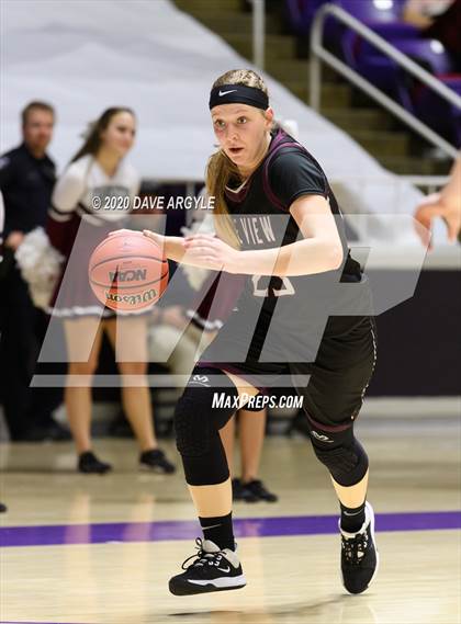 Thumbnail 2 in Pine View vs. Ridgeline (UHSAA 4A Quarterfinal) photogallery.