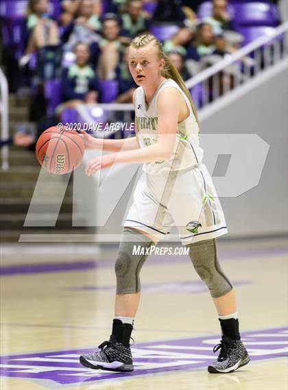 Thumbnail 3 in Pine View vs. Ridgeline (UHSAA 4A Quarterfinal) photogallery.