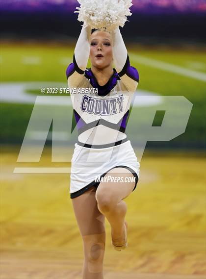 Thumbnail 3 in Douglas County CHSAA Spirit Poms photogallery.