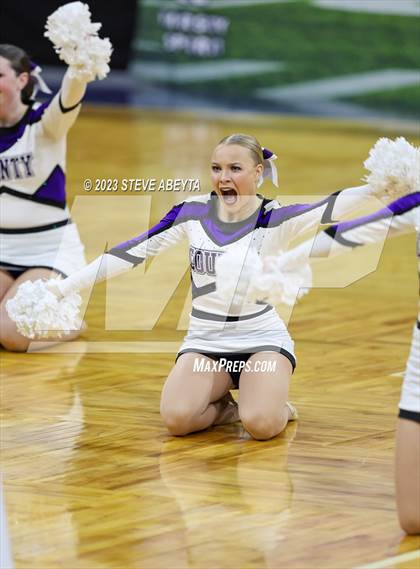 Thumbnail 2 in Douglas County CHSAA Spirit Poms photogallery.