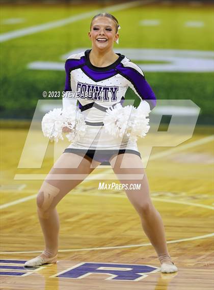 Thumbnail 2 in Douglas County CHSAA Spirit Poms photogallery.