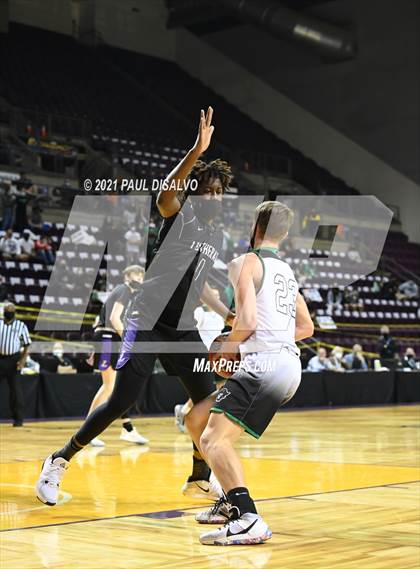 Thumbnail 3 in St. Mary's vs. Lutheran (CHSAA 3A State Final) photogallery.