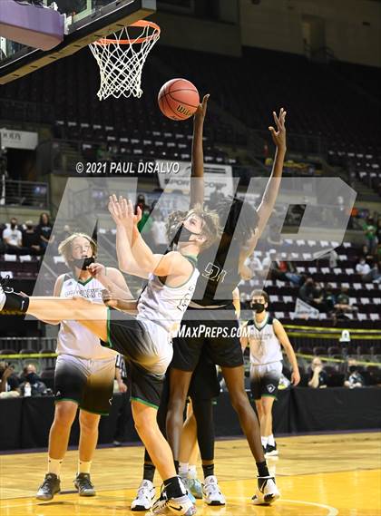 Thumbnail 2 in St. Mary's vs. Lutheran (CHSAA 3A State Final) photogallery.