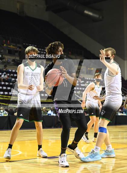 Thumbnail 2 in St. Mary's vs. Lutheran (CHSAA 3A State Final) photogallery.
