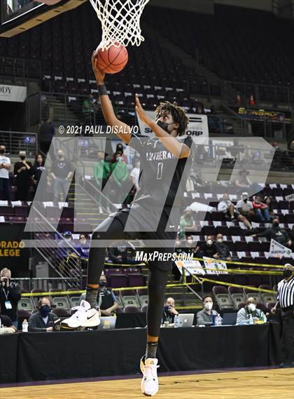 Thumbnail 3 in St. Mary's vs. Lutheran (CHSAA 3A State Final) photogallery.