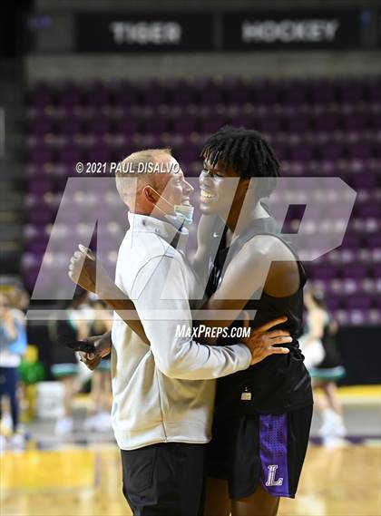 Thumbnail 2 in St. Mary's vs. Lutheran (CHSAA 3A State Final) photogallery.