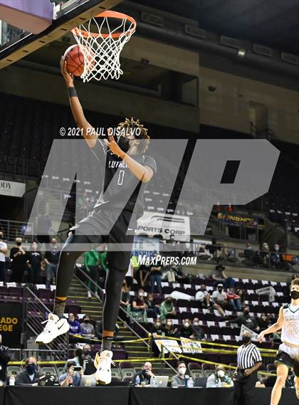 Thumbnail 2 in St. Mary's vs. Lutheran (CHSAA 3A State Final) photogallery.