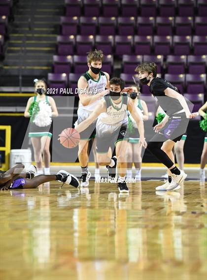 Thumbnail 2 in St. Mary's vs. Lutheran (CHSAA 3A State Final) photogallery.