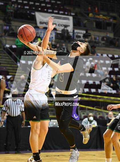 Thumbnail 3 in St. Mary's vs. Lutheran (CHSAA 3A State Final) photogallery.