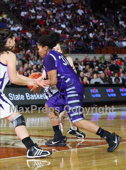 Thumbnail 3 in Canyon vs. Johnson (UIL 4A Final) photogallery.