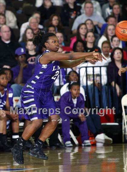 Thumbnail 3 in Canyon vs. Johnson (UIL 4A Final) photogallery.