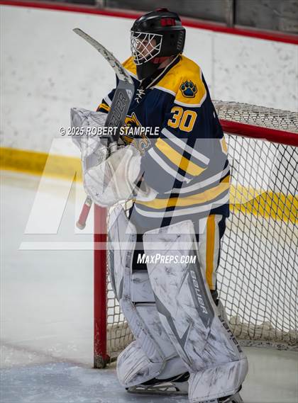 Thumbnail 2 in Franklin Regional @ Central Catholic photogallery.