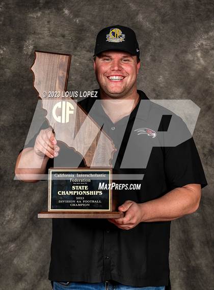 Thumbnail 3 in Colusa vs. Sweetwater (CIF State D6A Championship Trophy Awards) photogallery.