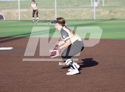 Thumbnail 1 in Andover Central @ Eisenhower photogallery.