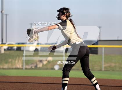 Thumbnail 2 in Andover Central @ Eisenhower photogallery.