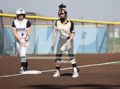 Thumbnail 1 in Andover Central @ Eisenhower photogallery.