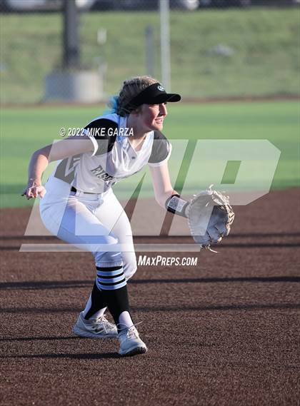 Thumbnail 3 in Andover Central @ Eisenhower photogallery.