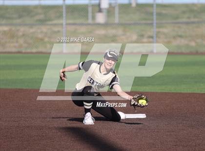 Thumbnail 2 in Andover Central @ Eisenhower photogallery.