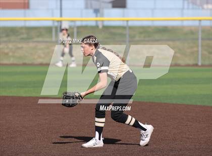 Thumbnail 2 in Andover Central @ Eisenhower photogallery.