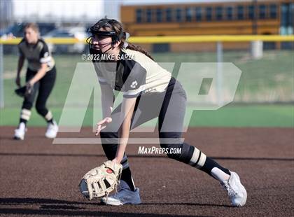 Thumbnail 3 in Andover Central @ Eisenhower photogallery.
