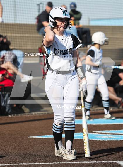 Thumbnail 2 in Andover Central @ Eisenhower photogallery.