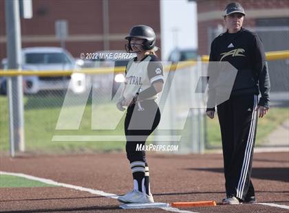 Thumbnail 2 in Andover Central @ Eisenhower photogallery.