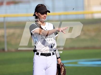 Thumbnail 2 in Andover Central @ Eisenhower photogallery.