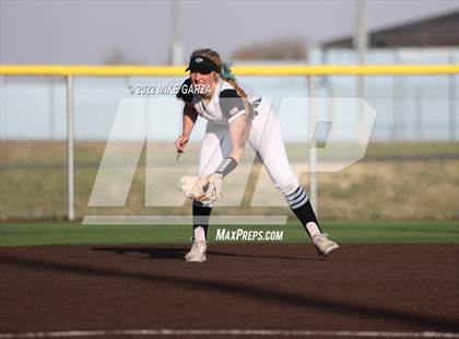 Thumbnail 2 in Andover Central @ Eisenhower photogallery.