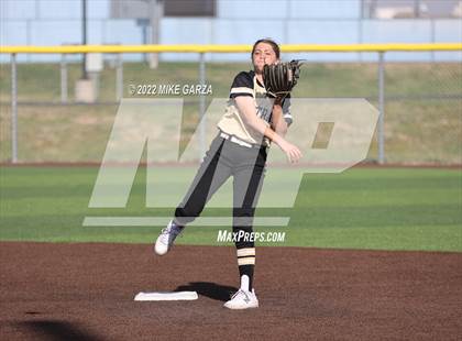 Thumbnail 1 in Andover Central @ Eisenhower photogallery.