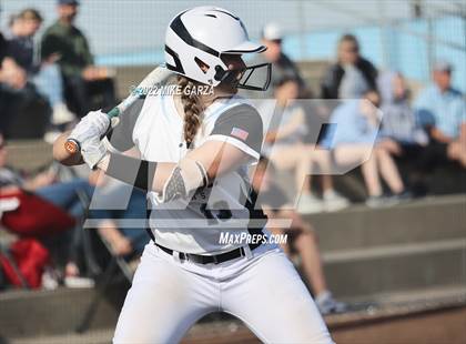 Thumbnail 2 in Andover Central @ Eisenhower photogallery.
