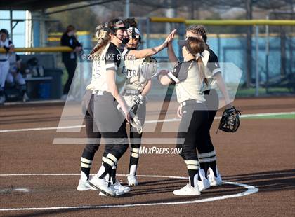 Thumbnail 2 in Andover Central @ Eisenhower photogallery.