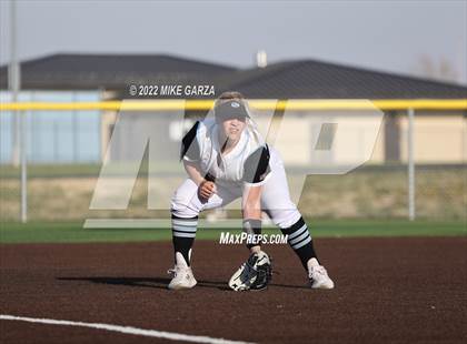 Thumbnail 3 in Andover Central @ Eisenhower photogallery.