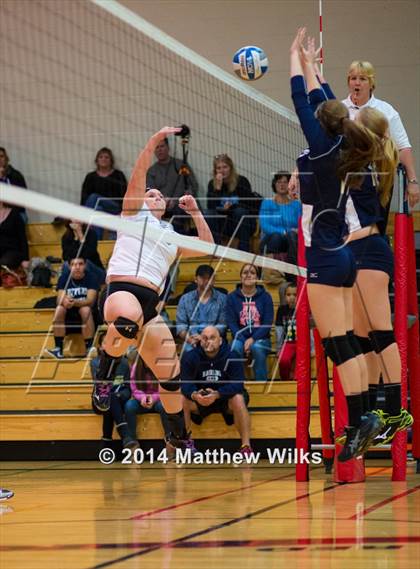 Thumbnail 1 in Suffern vs Corning (NYSPHSAA Class AA Regional Final) photogallery.