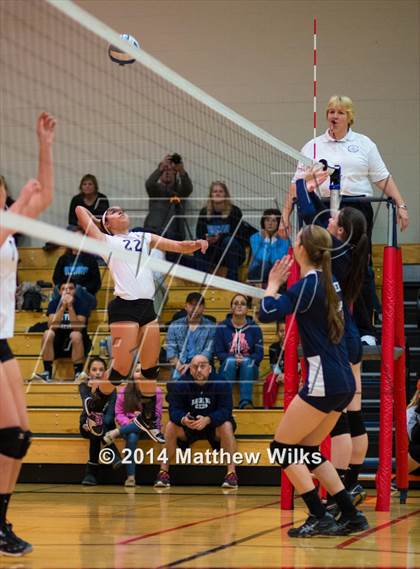Thumbnail 3 in Suffern vs Corning (NYSPHSAA Class AA Regional Final) photogallery.